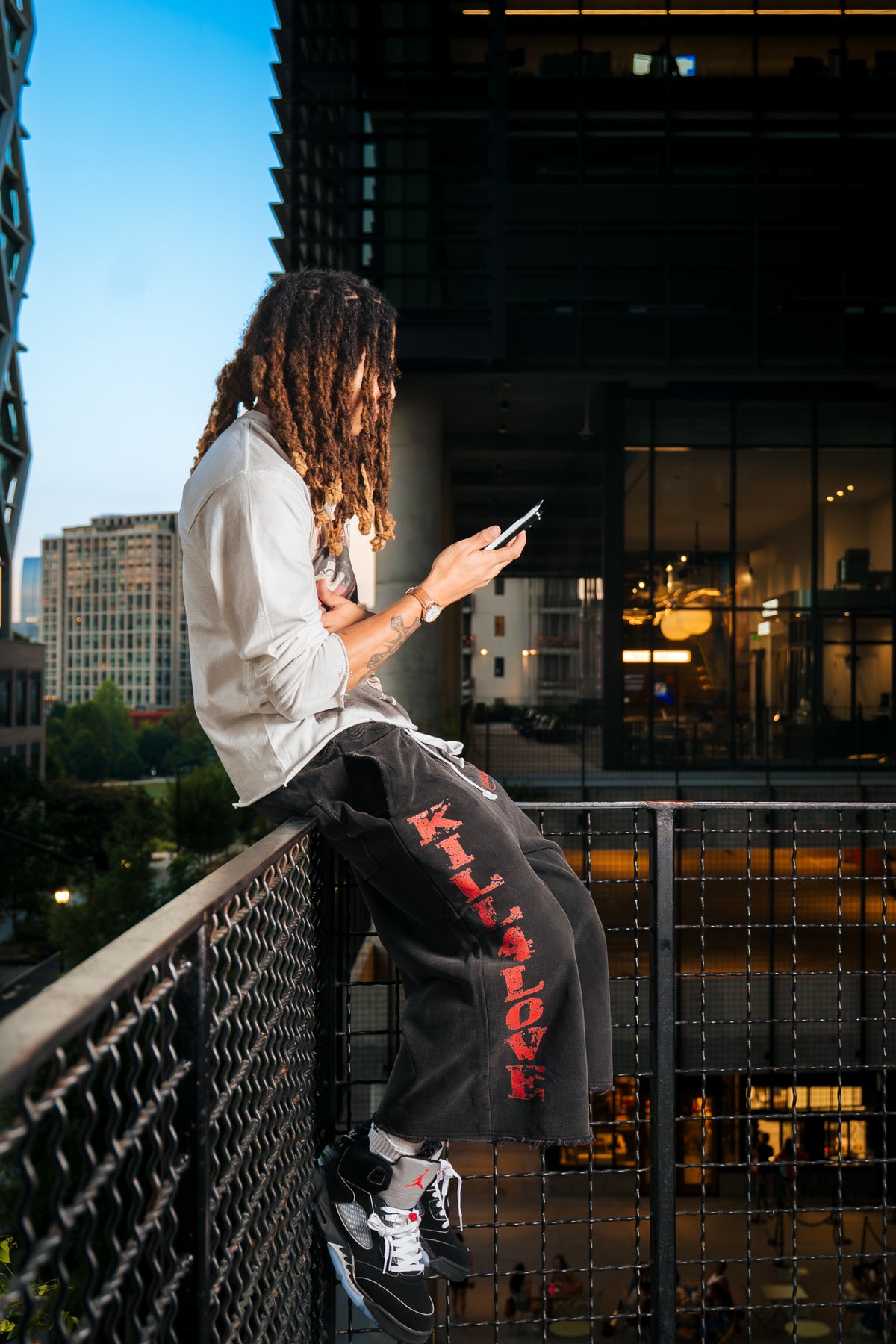 Concrete 3/4th Shorts